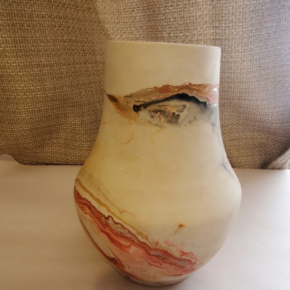 Nemadji potttey  7in. Vintage.  Swirls. Aztec native thene. - Picture 3 of 5